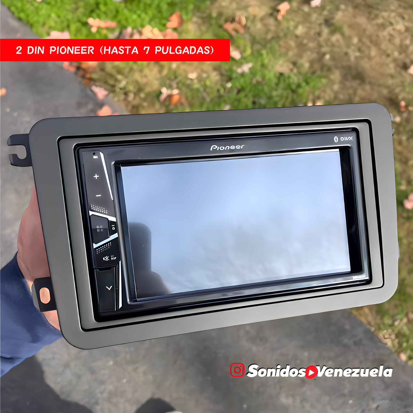 Volkswagen Jetta con pantalla 2 DIN hasta 7 pulgadas instalada